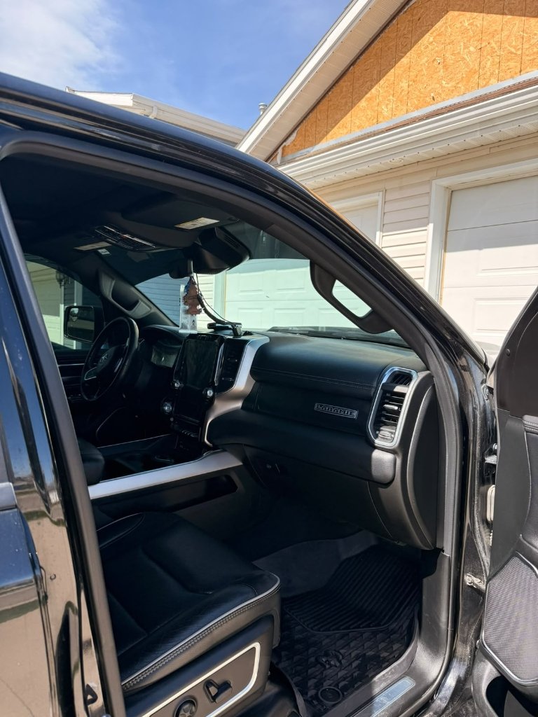 SUV Detail #4 — SUV mobile car detailing in Lethbridge, AB by SkyHawk Detailing